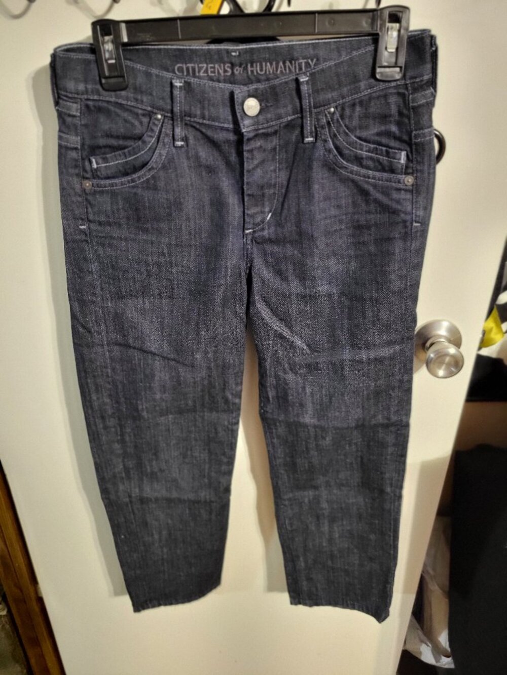 NWOT CITIZENS OF HUMANITY CAPRI JEANS SZ 26